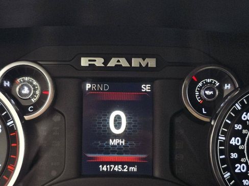 Used 2023 RAM 2500 Tradesman w/ Chrome Appearance Group AWD/4WD image 23