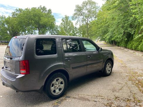 Used 2015 Honda Pilot LX image 5