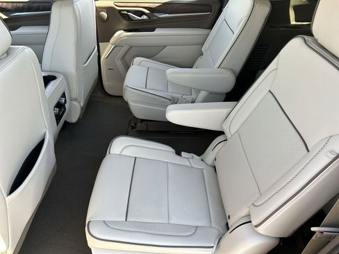 Used 2024 GMC Yukon XL Denali w/ Max Trailering Package image 26