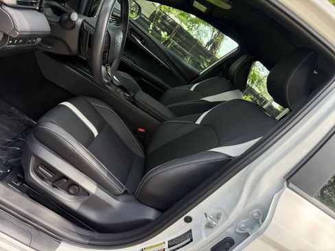 Used 2026 Toyota Camry SE FWD image 20