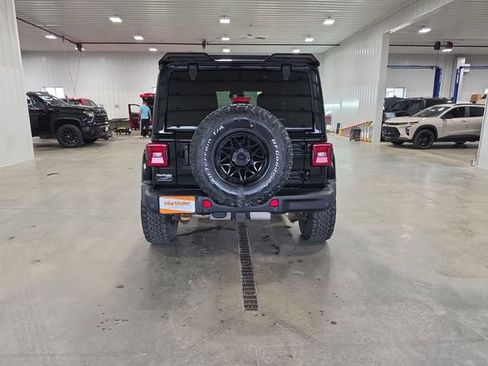 Used 2021 Jeep Wrangler Unlimited Rubicon AWD/4WD image 7
