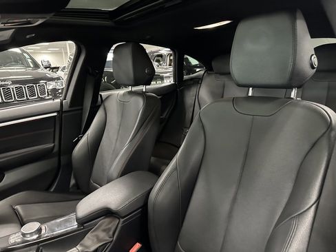 Used 2019 BMW 430i Gran Coupe image 16