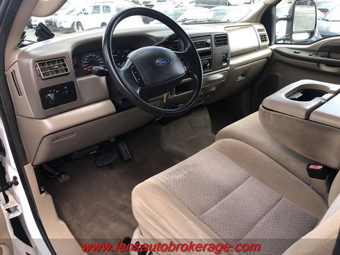 Used 2004 Ford F250 XLT image 7