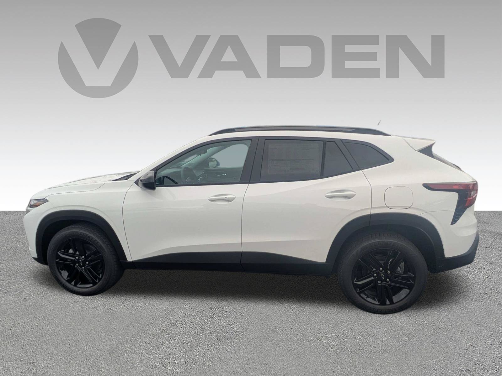 New 2026 Chevrolet Trax ACTIV w/ Sunroof Package FWD image 29