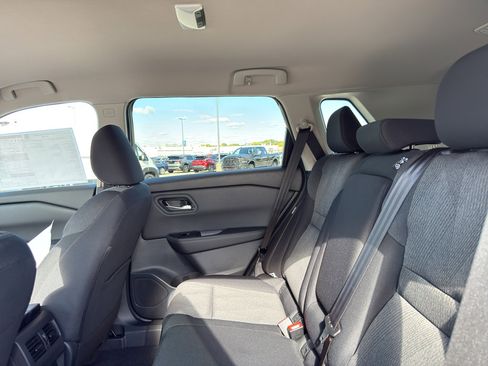 New 2026 Nissan Rogue SV w/ Cold Weather Package image 32