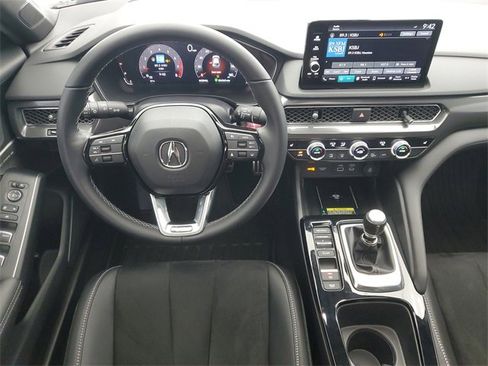 Used 2025 Acura Integra A-Spec image 17