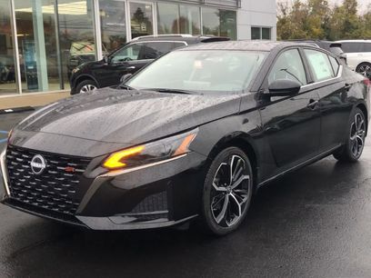 New 2025 Nissan Altima 2.5 SR w/ SR Premium Package