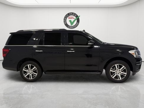 Used 2024 Ford Expedition Limited AWD/4WD image 6