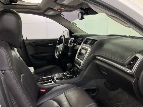 Used 2016 GMC Acadia SLT w/ Premium Edition FWD image 39