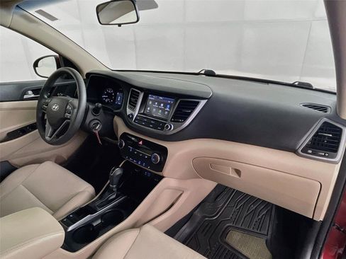 Used 2018 Hyundai Tucson SEL FWD image 30