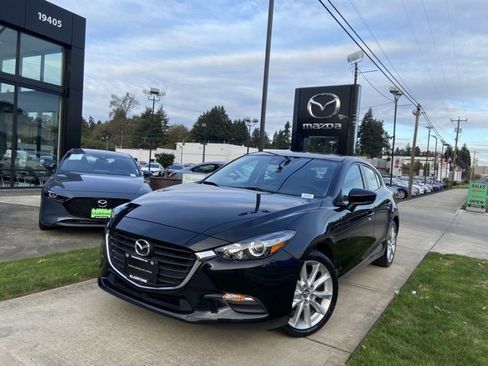 Used 2017 MAZDA MAZDA3 Touring image 1