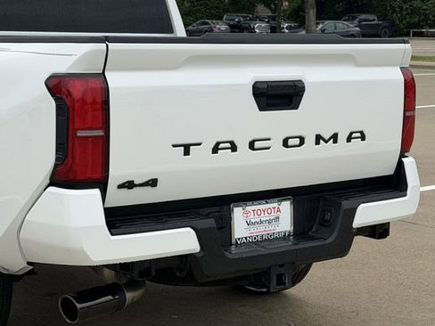 Certified 2025 Toyota Tacoma SR5 image 6