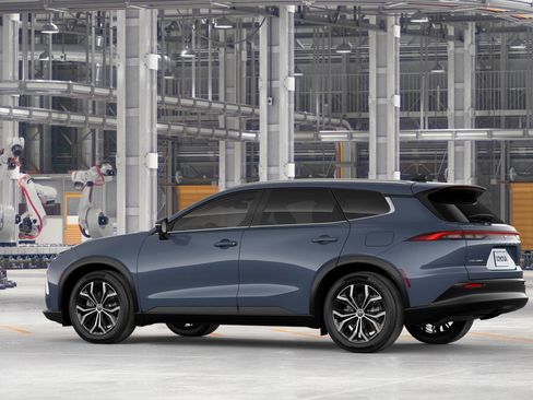 New 2026 Toyota Crown Signia AWD/4WD image 5