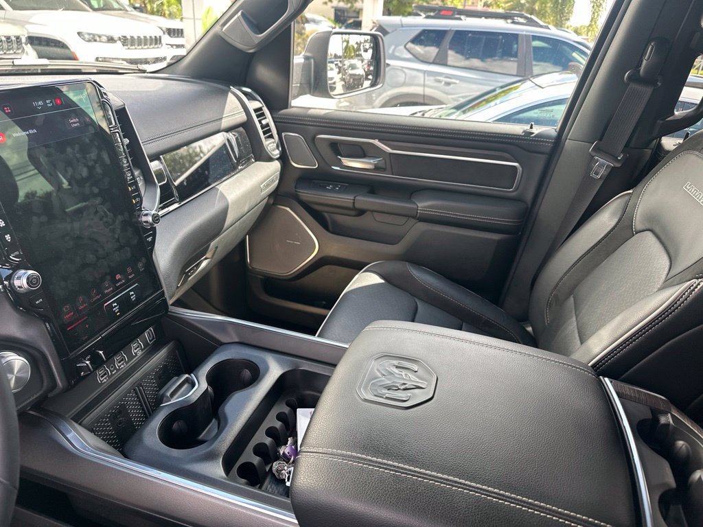 Used 2025 RAM 1500 Laramie w/ Night Edition AWD/4WD image 4
