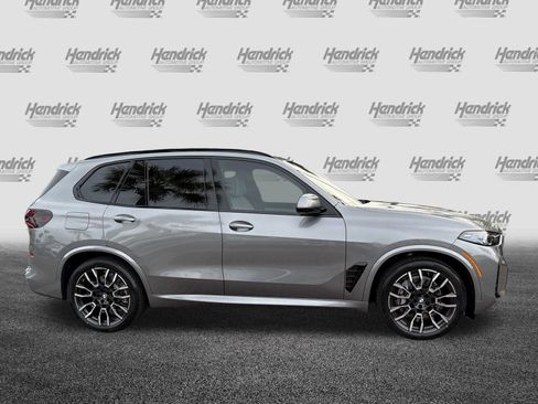 Used 2026 BMW X5 xDrive50e AWD/4WD image 11