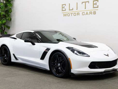 Used 2017 Chevrolet Corvette Z06 image 8