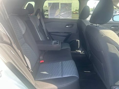 Used 2023 Nissan Rogue SV AWD/4WD image 36