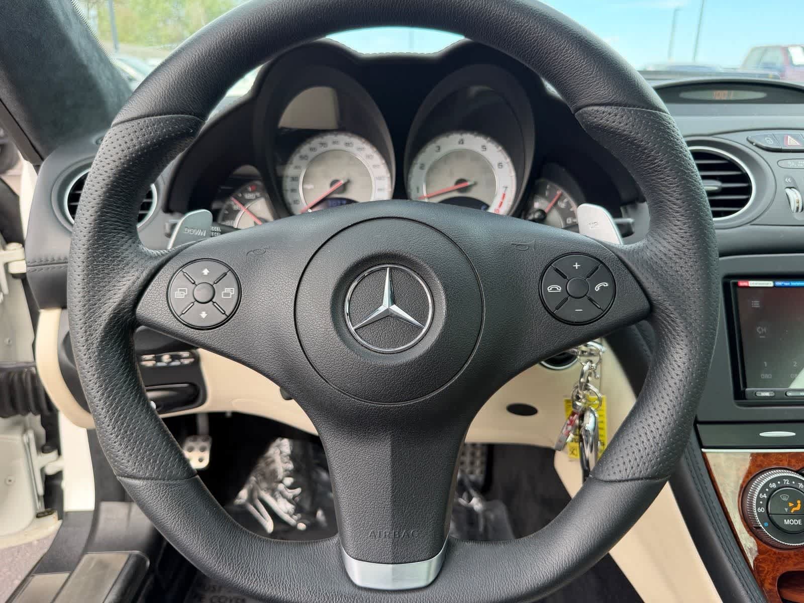 Used 2009 Mercedes-Benz SL 63 AMG image 17