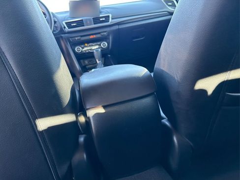 Used 2017 MAZDA MAZDA3 Grand Touring FWD image 18