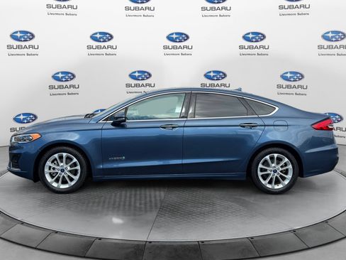 Used 2019 Ford Fusion SEL FWD image 3