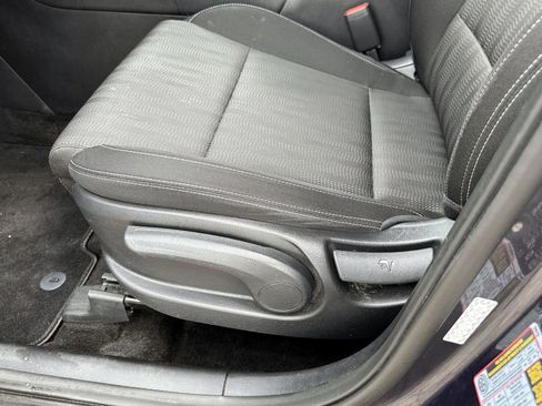 Used 2020 Kia Sportage LX image 17