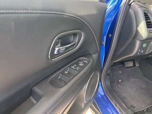 Used 2022 Honda HR-V EX-L image 14