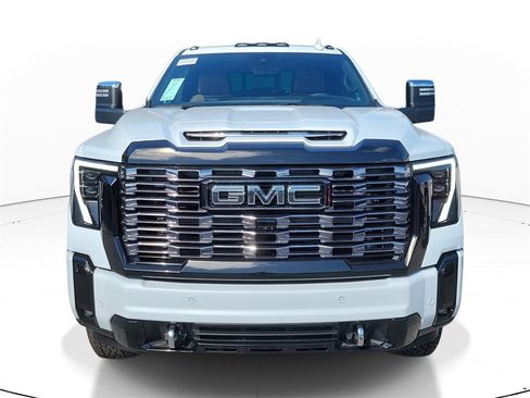 New 2026 GMC Sierra 2500 Denali Ultimate w/ Max Trailering Package image 2