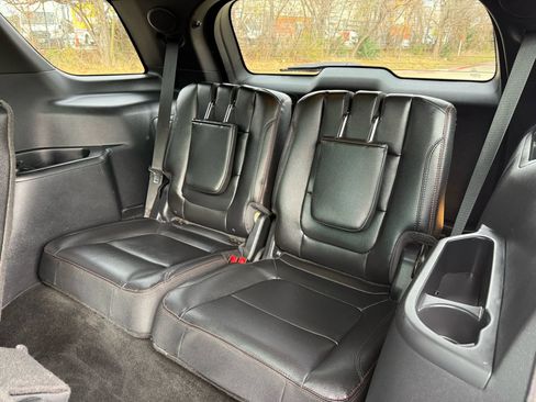 Used 2016 Ford Explorer Sport w/ Equipment Group 401A image 14