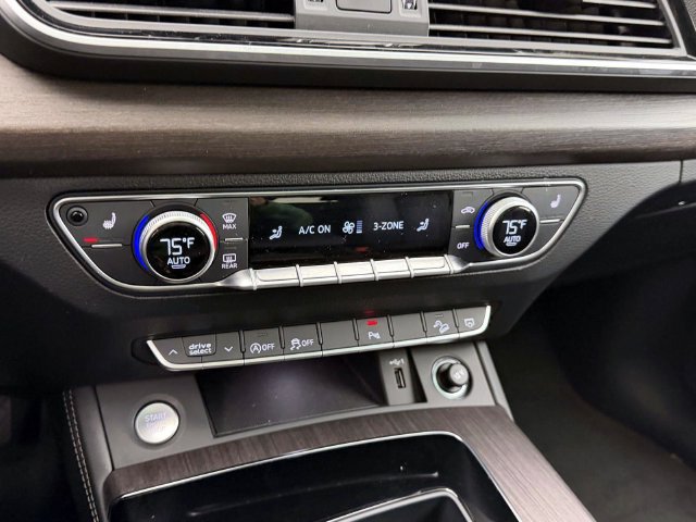 Used 2023 Audi Q5 2.0T Premium Plus AWD/4WD image 30