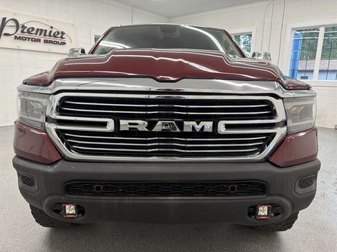 Used 2019 RAM 1500 Laramie AWD/4WD image 2
