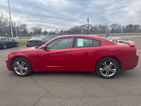 Used 2012 Dodge Charger SXT image 8