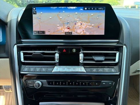 Used 2022 BMW 840i Convertible w/ Comfort Seating Package RWD image 17
