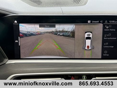 Used 2022 BMW X7 M50i w/ Luxury Seating Package image 27