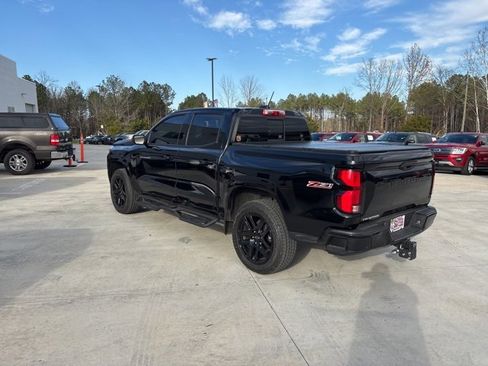 Used 2024 Chevrolet Colorado Z71 w/ Z71 Convenience Package 2 image 7