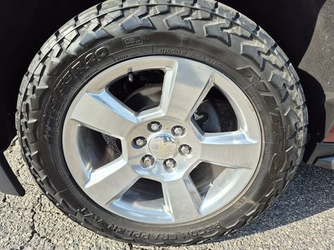 Used 2020 Chevrolet Tahoe LT image 9