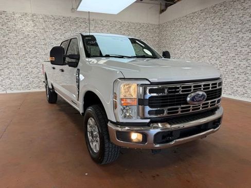 Used 2024 Ford F250 XLT AWD/4WD image 1