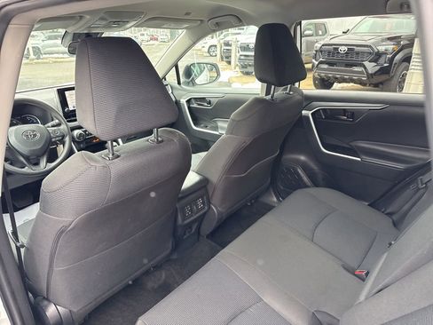 Certified 2025 Toyota RAV4 LE image 18