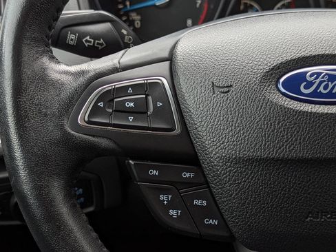Used 2016 Ford Focus Titanium w/ Titanium Technology Package FWD image 25