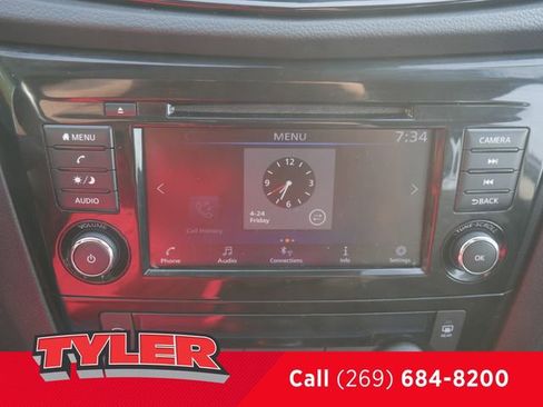 Used 2022 Nissan Rogue Sport SV AWD/4WD image 44