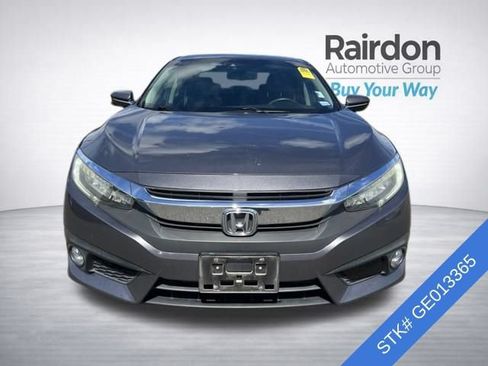 Used 2016 Honda Civic Touring image 2