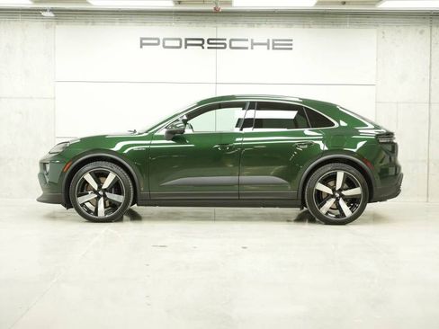 New 2026 Porsche Macan 4S Electric image 2