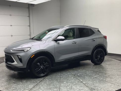 Certified 2024 Buick Encore GX Sport Touring w/ Advanced Technology Package image 32