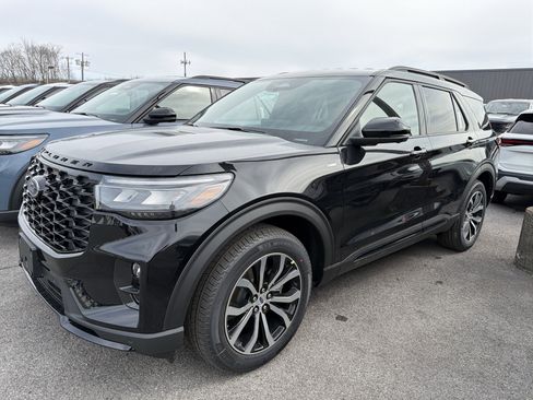 New 2026 Ford Explorer ST-Line AWD/4WD image 4