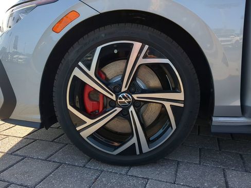New 2026 Volkswagen GTI SE FWD image 33