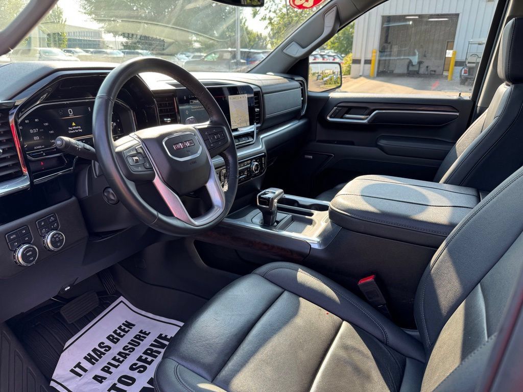 Certified 2025 GMC Sierra 1500 SLT w/ SLT Premium Plus Package AWD/4WD image 12