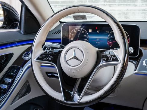 Used 2022 Mercedes-Benz S 500 4MATIC image 23