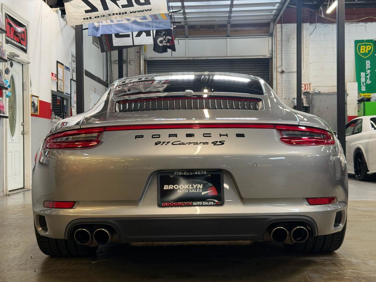 Used 2018 Porsche 911 Carrera 4S AWD/4WD image 7