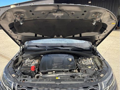 Used 2019 Land Rover Range Rover Velar R-Dynamic SE AWD/4WD image 50