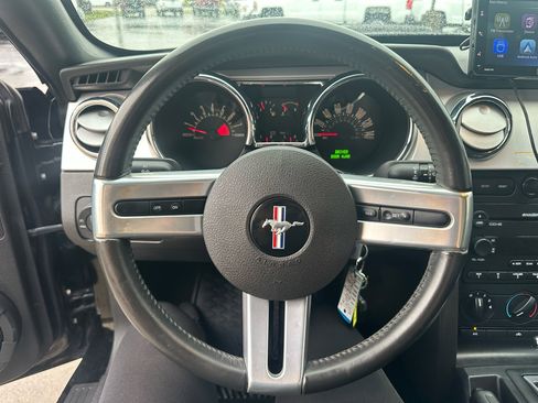 Used 2006 Ford Mustang GT image 21