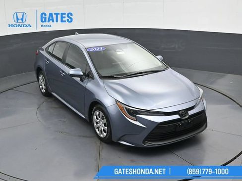 Used 2024 Toyota Corolla LE FWD image 45